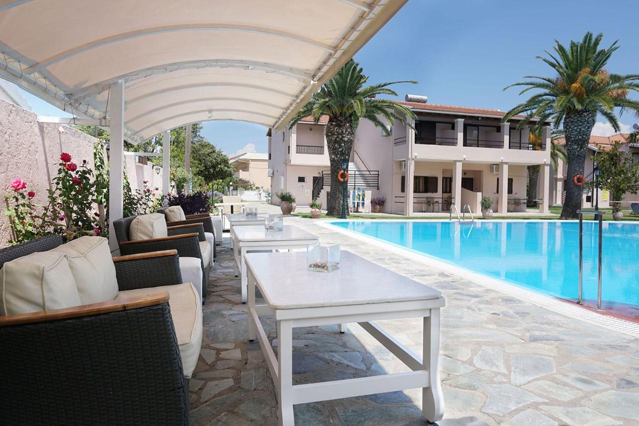 Elizabeth Aparthotel Roda  Exterior photo